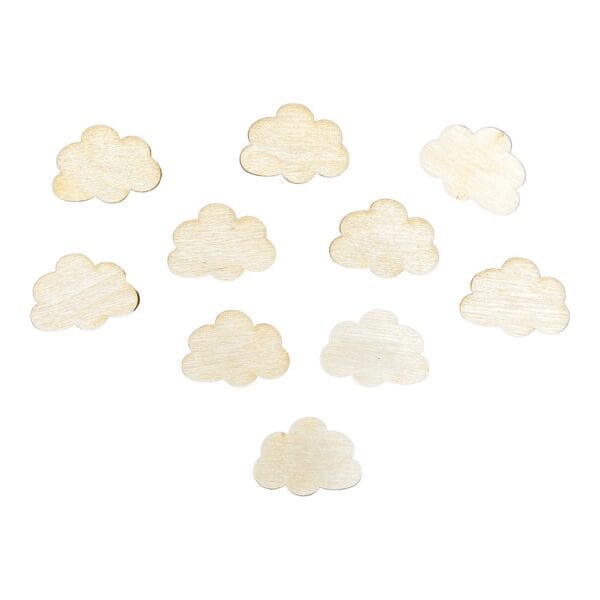 Drewniane Scrapki Chmurki ze Sklejki 10 szt 3,5 x 2,4 cm Drewniane scrapki chmurki ze sklejki 10 sztuk ułożone płasko na białym tle.