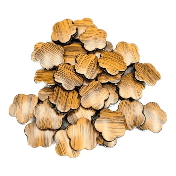 Koraliki Kwiatki Drewnopodobne Brązowe 1,5 cm 30 szt Koraliki kwiatki drewnopodobne brązowe 1,5 cm ułożone w grupie, prezentujące naturalny wzór i organiczny charakter zestawu 30 sztuk.
