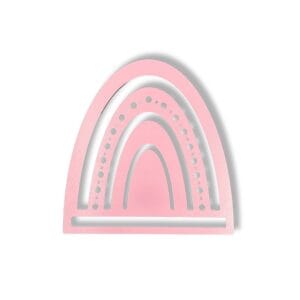 Różowa tęcza baza DIY z płyty HDF o wymiarach 20 x 19,7 cm wycięta laserowo z ozdobnymi otworami.