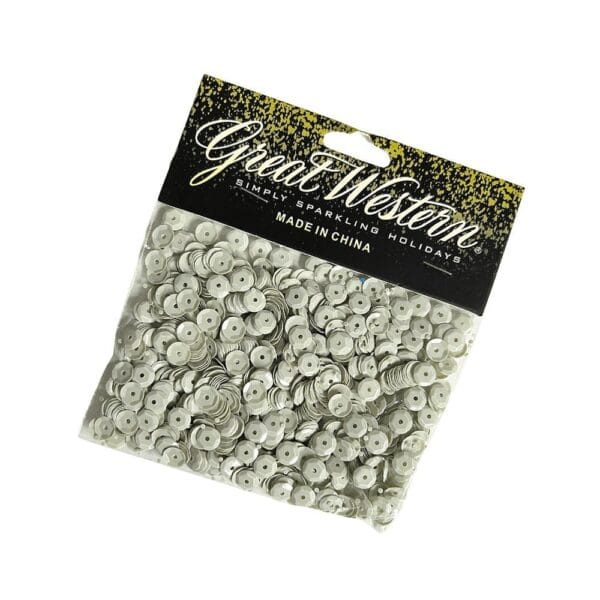 Cekiny Szare 6 mm 14 g Błyszczące Elementy Dekoracyjne do Rękodzieła Plastikowe opakowanie zawierające szare cekiny o średnicy 6 mm do rękodzieła marki Great Western.