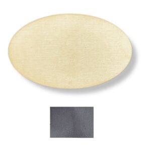 Drewniana Baza Owalna DIY na Magnes 8,8 x 5,4 cm Drewniana baza owalna DIY na magnes o wymiarach 8,8 x 5,4 cm z widocznym od spodu przyklejonym elementem magnetycznym.