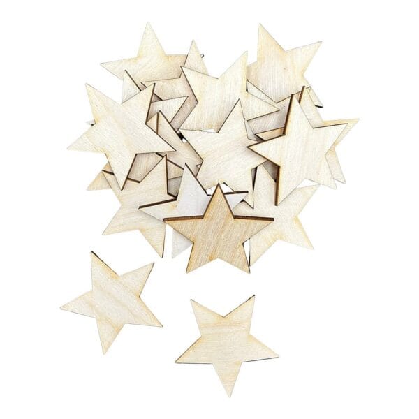 Zestaw dziesięciu drewnianych gwiazdek ze sklejki 5x5 cm w formie luźno ułożonych scrapków do rękodzieła i DIY.