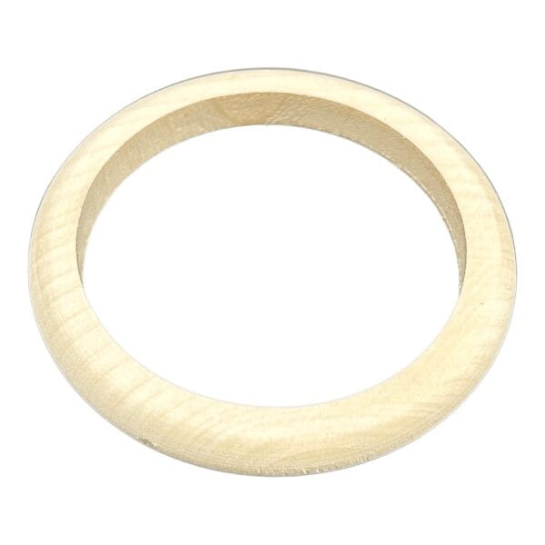Drewniane Kółko do Makramy 82 mm Naturalna Baza Dekoracyjna DIY Naturalne drewniane kółko do makramy 82 mm pokazane z bliska jako solidna baza dekoracyjna DIY.