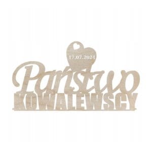 Drewniany Napis Personalizowany Nazwisko i Data Ślubu Dekoracja Stolu 36,6 cm x 19,9 cm Drewniany napis personalizowany nazwisko i data ślubu dekoracja stołu 36,6 cm x 19,9 cm z wygrawerowaną datą.