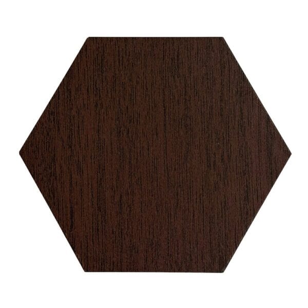 Heksagon dekoracyjny 3D Dąb Wenge 48,5 x 42 cm z płyty HDF w ciemnym odcieniu drewnopodobnym.