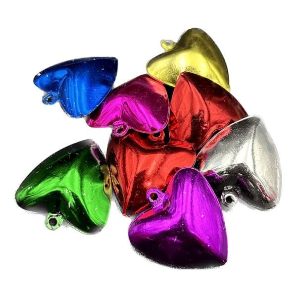 Zestaw metalowych dzwoneczków ozdobnych w kształcie serc 2,5 cm w mixie kolorów, łącznie 8 sztuk.