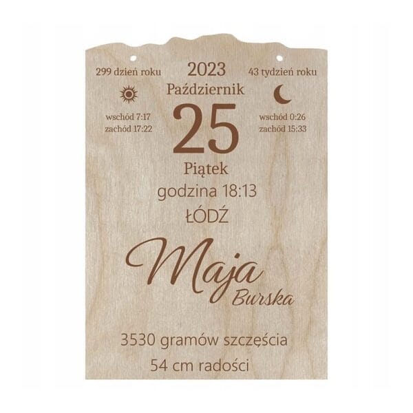 Personalizowana drewniana metryczka narodzin 14x20 cm z precyzyjnym grawerem danych dziecka.