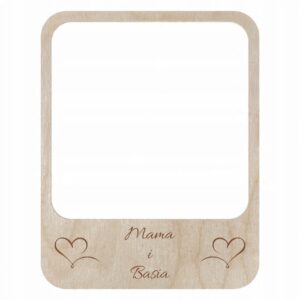 Ramka Polaroid Drewniana Personalizowana z Imionami Dzieci dla Mamy Drewniana ramka Polaroid dla mamy z grawerem imion, prezentująca wewnątrz zdjęcie dłoni matki i dzieci.